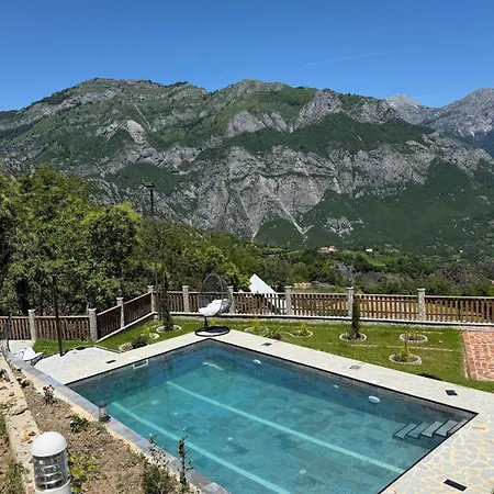 Bushati فيلة Tropoje